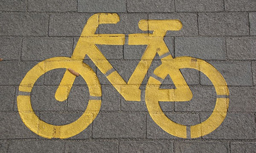 Hand Signs Every Cyclist Must Know